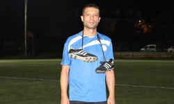 Eskişehir’in en yaşlı amatör futbolcusu 39 yıl sonra kariyerine veda etti