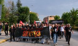 Eskişehir’de sessiz yürüyüş: Madımak Katliamı’nı unutmayacağız