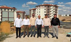 AK Partili Albayrak Sarıcakaya ve Mahmudiye ilçelerini ziyaret etti