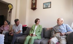 Başkan Ünlüce kıdemli vatandaşları dinlemeye devam ediyor
