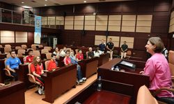 Başkan Ünlüce, Paralimpik ve Deaf Yüzme Takımı'nı ağırladı