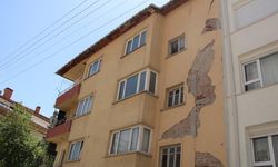 Eskişehir hasarlı bina endişe veriyor