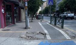 Eskişehir'de bozuk kaldırım kazaya davetiye çıkarıyor