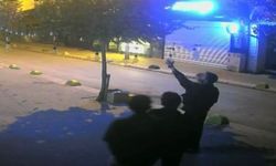 Eskişehir'de esnafın astığı renkli ışıklar 3 genç tarafından söküldü