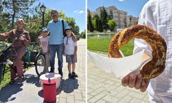 Eskişehir'de iki kardeşin simit mesaisi takdir topladı