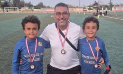 Eskişehir'de ikiz eldivenler göz doldurdu