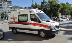 Eskişehir'de korkutan kaza: Otomobil ile motosiklet çarpıştı