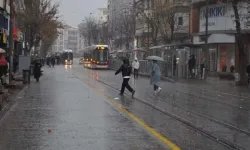 Eskişehir'de hafta sonu hava durumu: Pazar günü sağanak yağış bekleniyor