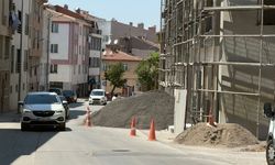Eskişehir'de vatandaşlardan kapanan yola tepki