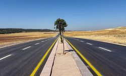 Eskişehir'de yollar yenileniyor, trafik güvenliği için çizgiler tamamlanıyor