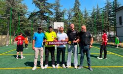 Eskişehirspor kaptanından anlamlı ziyaret