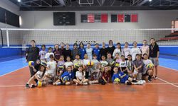 GSB Spor Okulları'nda voleybol heyecanı devam ediyor