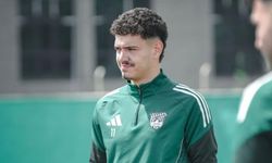 Mustafa Eren Damar imzaya geliyor