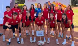 Eskişehir'in ragbi sultanları namağlup şampiyon oldu