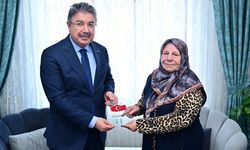 Vali Yılmaz, Merhum Kıbrıs Gazisi Tınmaz'ın ailesine taziye ziyaretinde bulundu