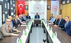 Vali Yılmaz spor tesislerini inceledi