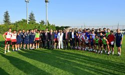 Vali Yılmaz ve Hatipoğlu’ndan Eskişehirspor’a destek mesajı