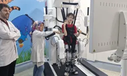 Yunus Emre Devlet Hastanesi'nde pediatrik robotik yürüme rehabilitasyon hizmeti başladı