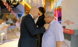 Zafer Partisi Eskişehir’de yeni üyelerine rozet taktı