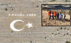 Eskişehir Seyitgazi'de dev ay yıldız yenilendi