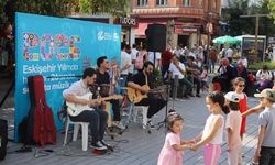 Eskişehir’de 26’sında sokaklar hareketlendi! Müzik şehri sardı
