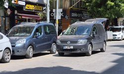 Eskişehir’de çift sıra park sorunu tepki çekiyor