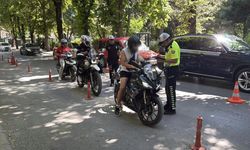 Eskişehir'de motosiklet sürücülerine sıkı denetim: Yüklü ceza kesildi