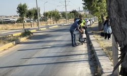 Eskişehir'de motosiklet sürücüsü tramvay durağına daldı