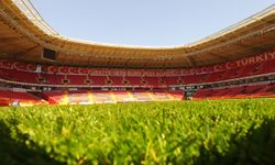 Eskişehirspor'un stadyumunda zemin krizi baş gösterdi