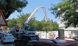 Şair Fuzuli’de trafik kilitlendi
