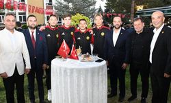 Zafer resepsiyonuna katıldılar
