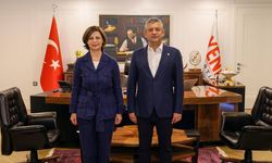 Ayşe Ünlüce, Özgür Özel ile bir araya geldi: Eskişehir ve yerel yönetimler masada