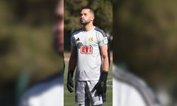 Eski günlerini arattı