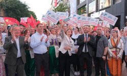 Uluslararası Eskişehir Porsuk Festivali görkemli yürüyüşle başladı