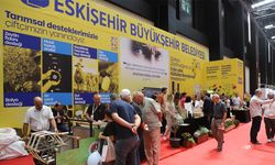 Eskişehir Tarım Fuarı’nda Büyükşehir standına yoğun ilgi: Yerel ürünler dikkat çekti