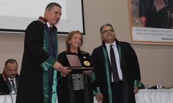 Eskişehir’de adalet mücadelesine adanmış ömürler: Avukatlara anlamlı plaket
