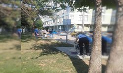 Eskişehir’in merkezindeki parkta temizlik seferberliği