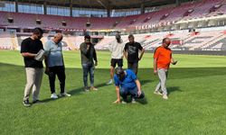 Eskişehirspor Fethi Heper Stadyumu'nda hazırlıklar sürüyor