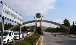 ESOGÜ’de trafik için kritik karar! Geçişler kapanıyor