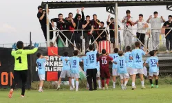 Miniklerden futbol resitali