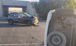 Sivrihisar’da kavşakta korkutan kaza: Araçlar çarpıştı