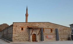 UNESCO Dünya Mirası Sivrihisar Ulu Cami’de restorasyon: 800 yıllık tarihi yapı 2 yıl kapalı
