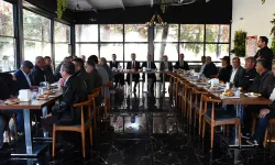 Beylikova’da muhtarlarla bir araya gelindi: Mahallelerin sorunları gündemde
