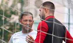 Bora Göymen kalesini gole kapatacak