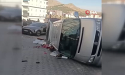 Eskişehir'de can pazarı! Minibüs ile otomobil çarpıştı: 5 yaralı