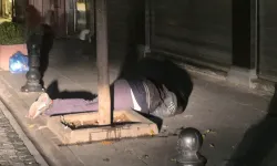 Eskişehir'de alkollü şahısın zor anları: Sokak ortasında yere yığıldı