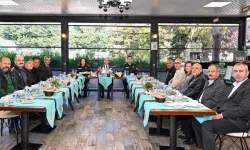 Eskişehir’de emekli emniyet personeli onuruna veda yemeği düzenlendi