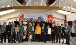 Eskişehir’de kültür-sanat şöleni: Yunus Emre Edebiyat Şenliği'ne yoğun ilgi