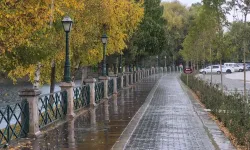 Eskişehir'de sağanak yağış etkisini gösterdi