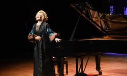 Eskişehir’de sanat dolu açılış: Gülsin Onay “Chopin Gecesi” ile sahne aldı